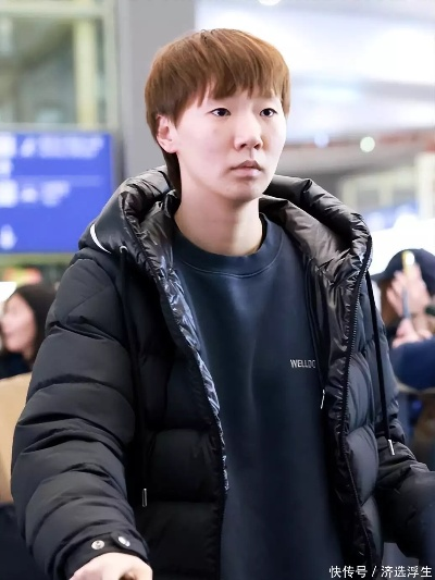 王曼昱提前入场训练，冠军的清晨，从汗水开始