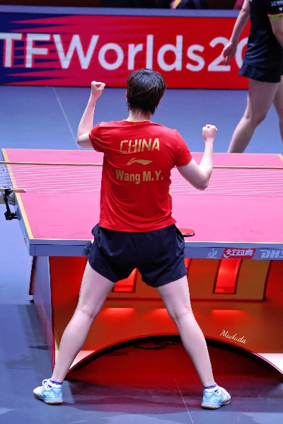 王曼昱世乒赛卫冕成功 目标锁定下一站赛场